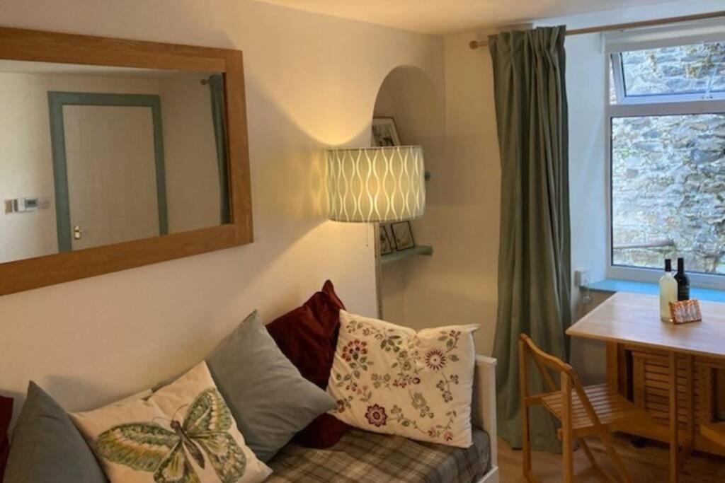 Apartament The Snug, A Great Flat In The Heart Of Peebles. Zewnętrze zdjęcie